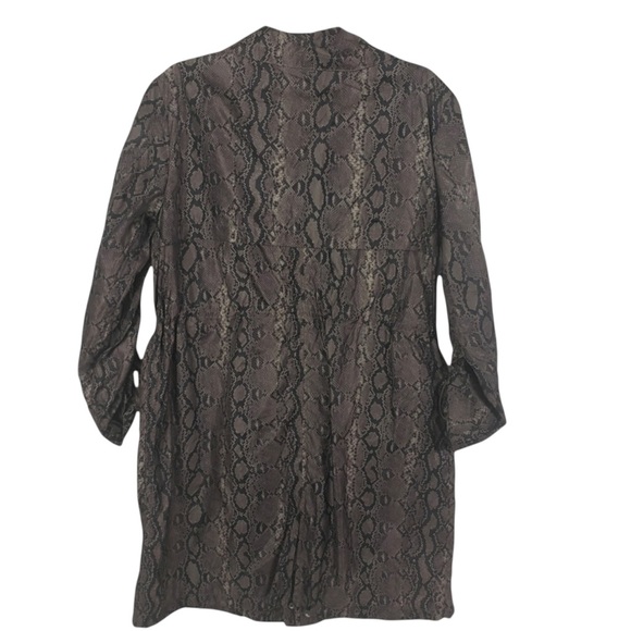 MICHAEL KORS NWT SNAKE SKIN RAIN JACKET SIZE SMALL PETITE $165 MSRP - Picture 4 of 8